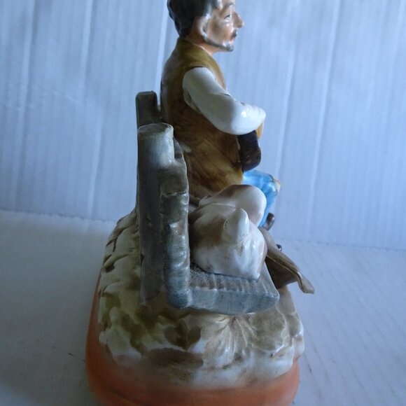 Music Figure - Beggar with his Dog - Vintage Sankyo - Japan- Porcelain - Picture 5 of 8
